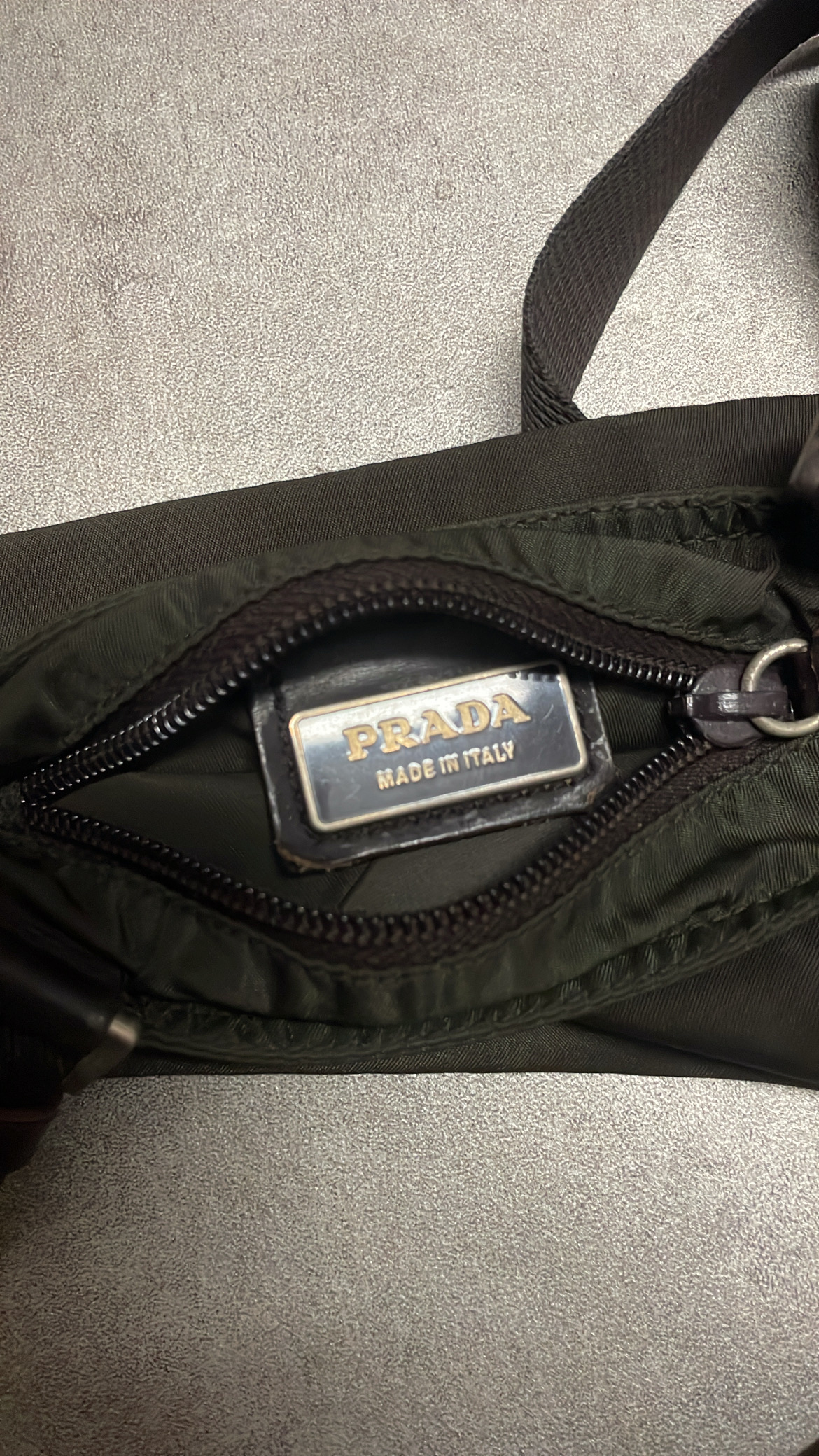 Borsa a tracolla Prada Vintage in Nylon Khaki/Verde Militare — 3