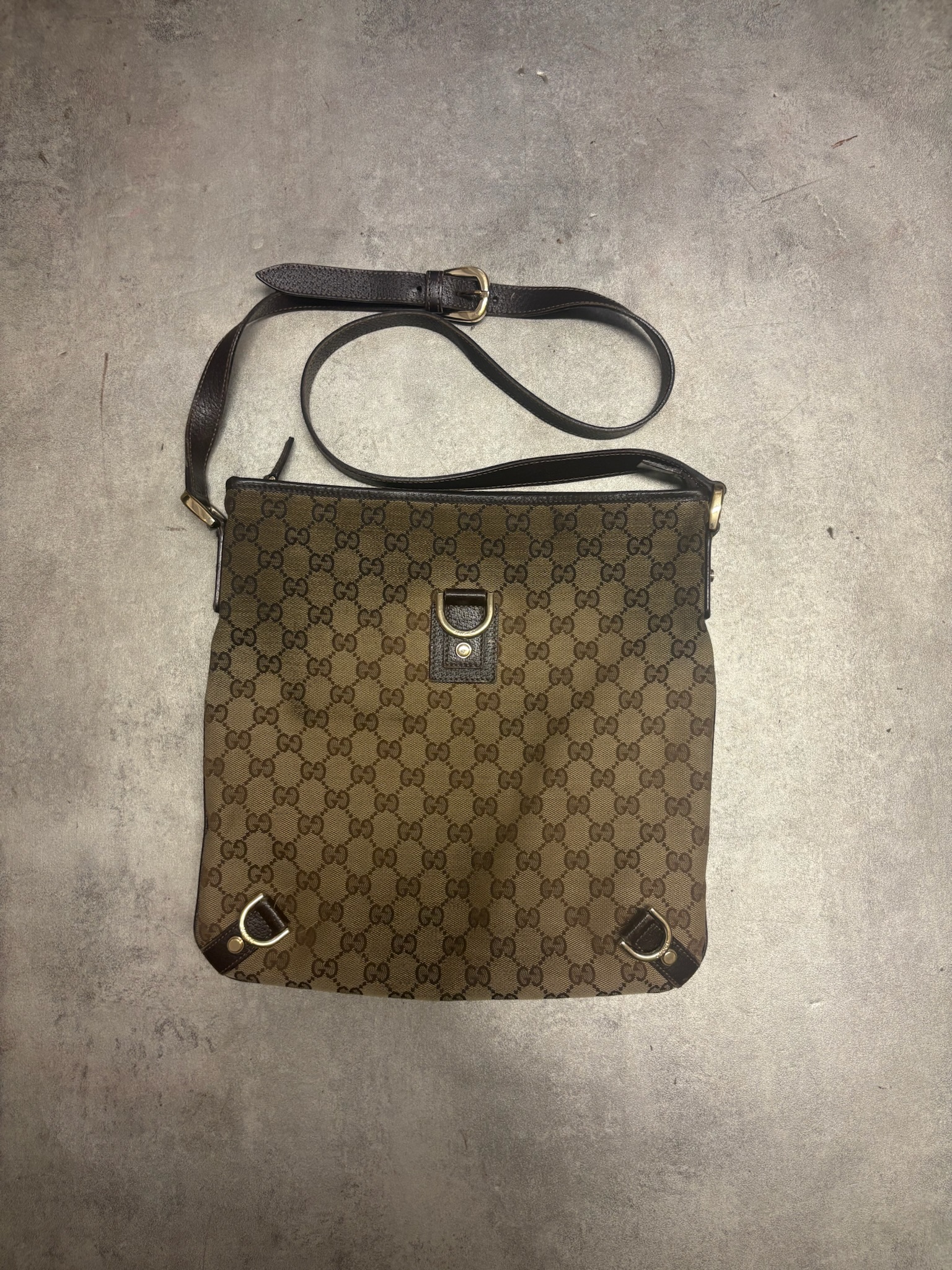 Sac à bandoulière Gucci toile cuir Monogramm gg handbag y2k 00s