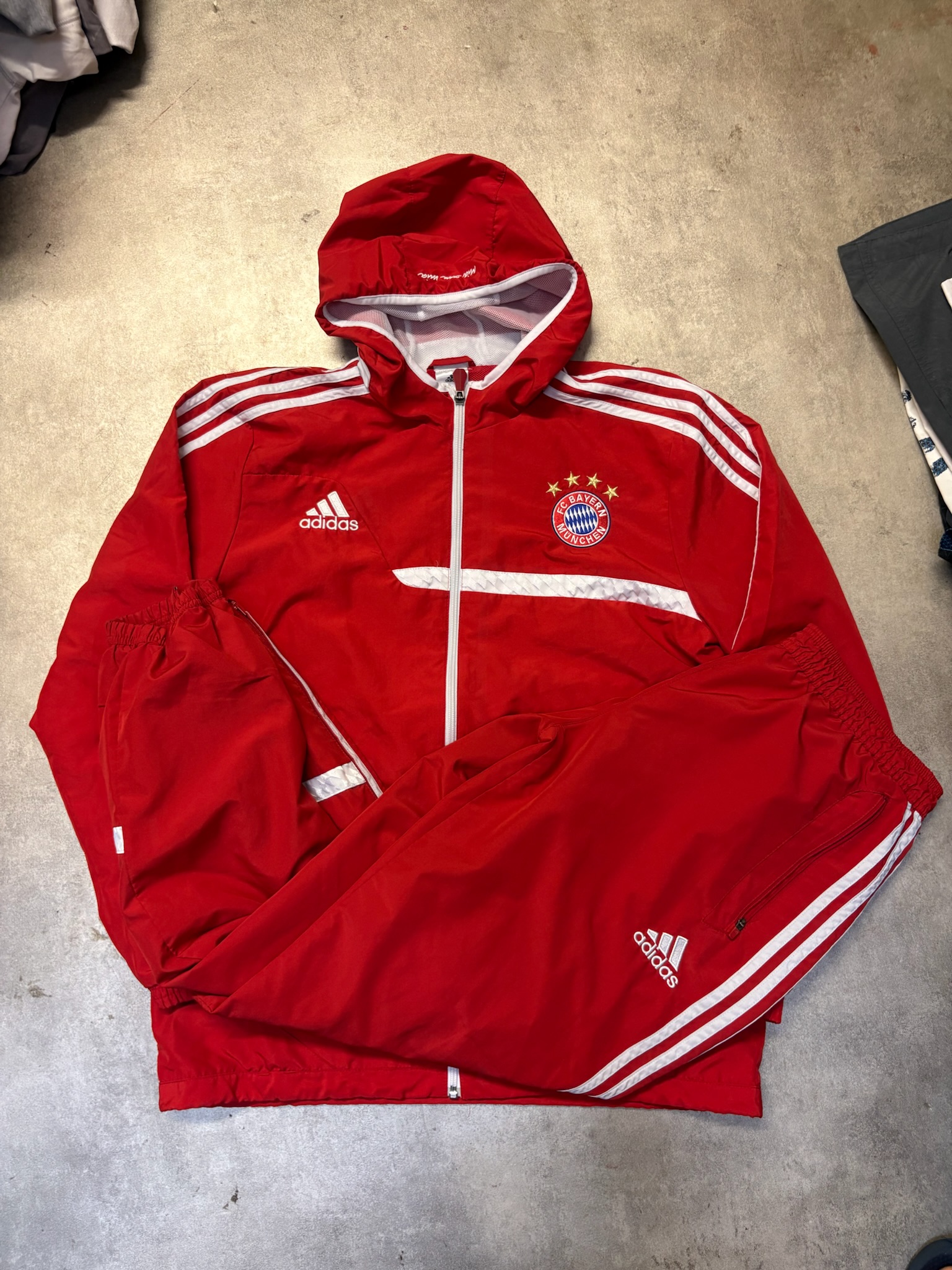 Adidas Trainingsanzug