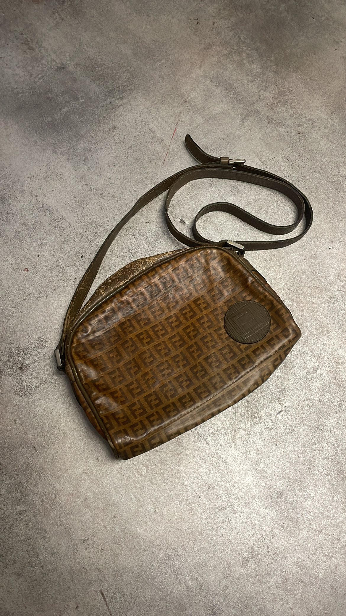 Fendi Pumpkin Vintage Crossbody FF - Iconic 90s/Y2K Monogram Canvas Bag — 2