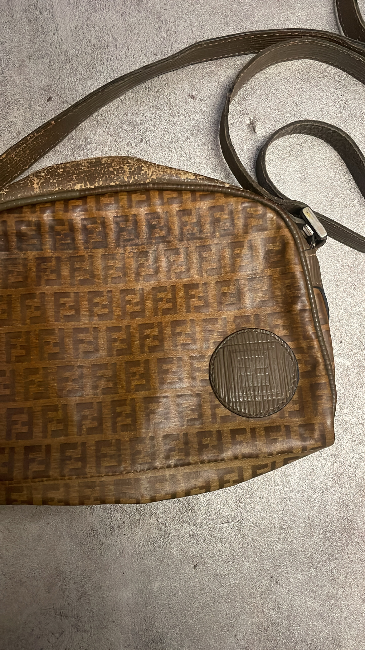 Fendi Pumpkin Vintage Crossbody FF - Iconic 90s/Y2K Monogram Canvas Bag — 3