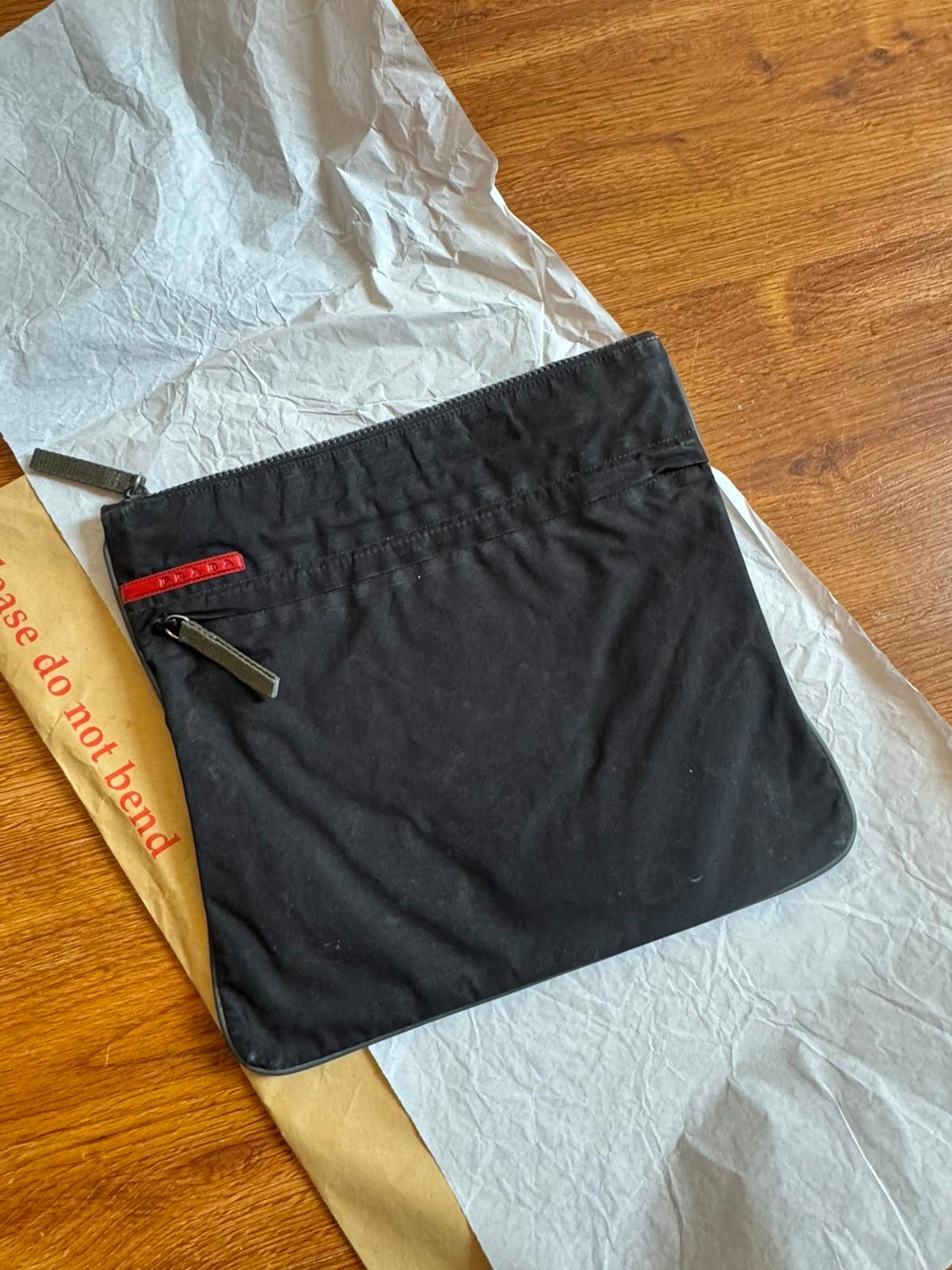 Vintage Prada sidebag